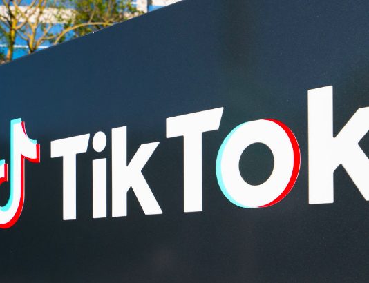 TikTok Shop mở rộng tính năng mua sắm trong ứng dụng