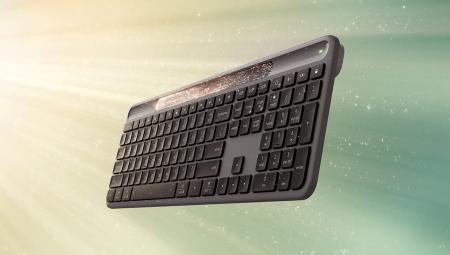 Logitech ra mắt bàn phím năng lượng mặt trời, dùng 10 năm mới hết pin